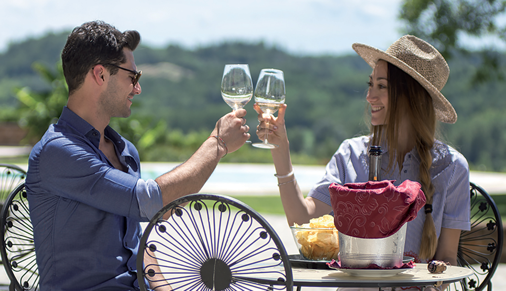 Aperitivo in terrazza - agosto 2019